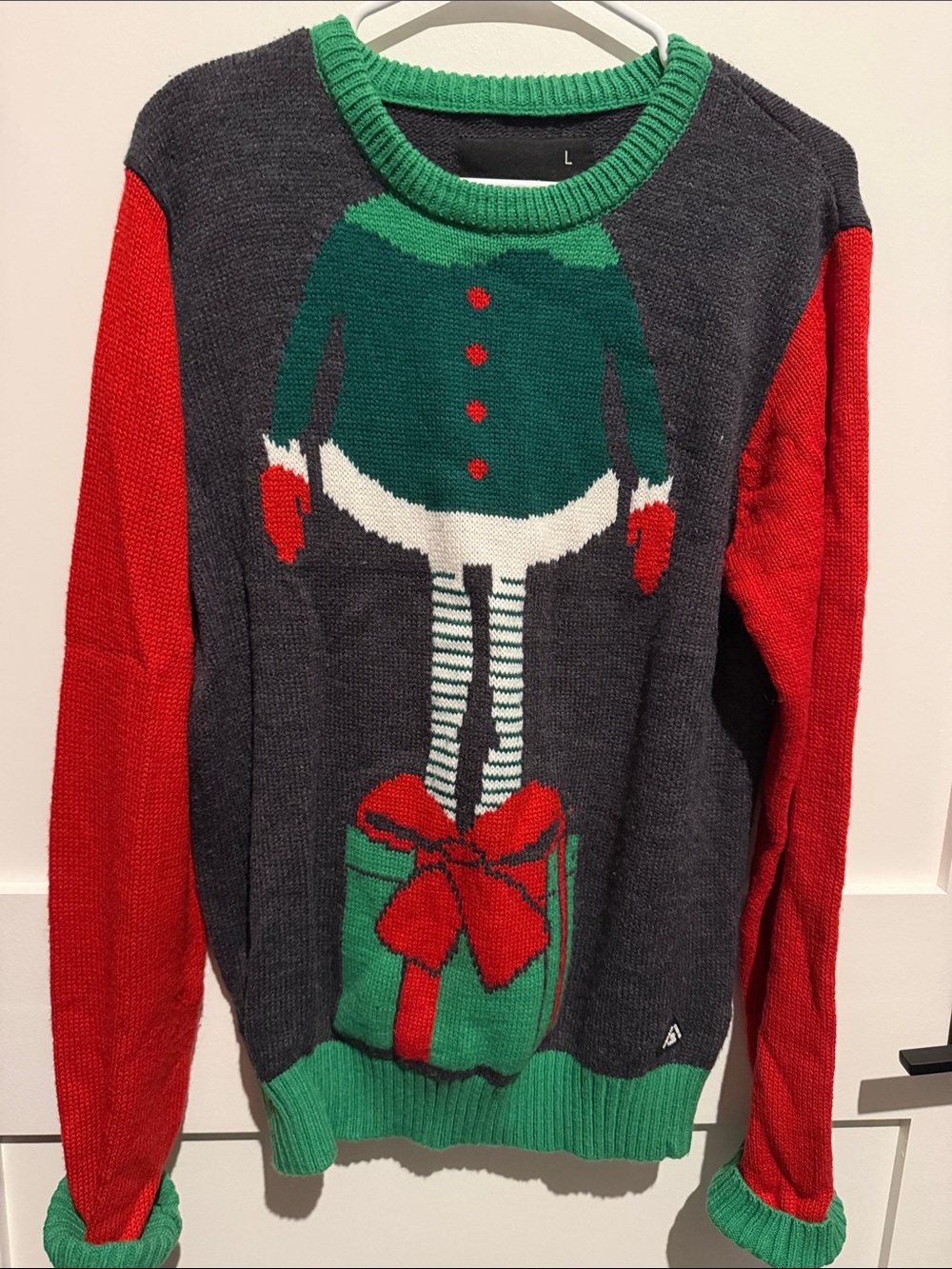 American Stitch Women's Elf Graphic Crewneck Sweater - Gray/Green/Red/White